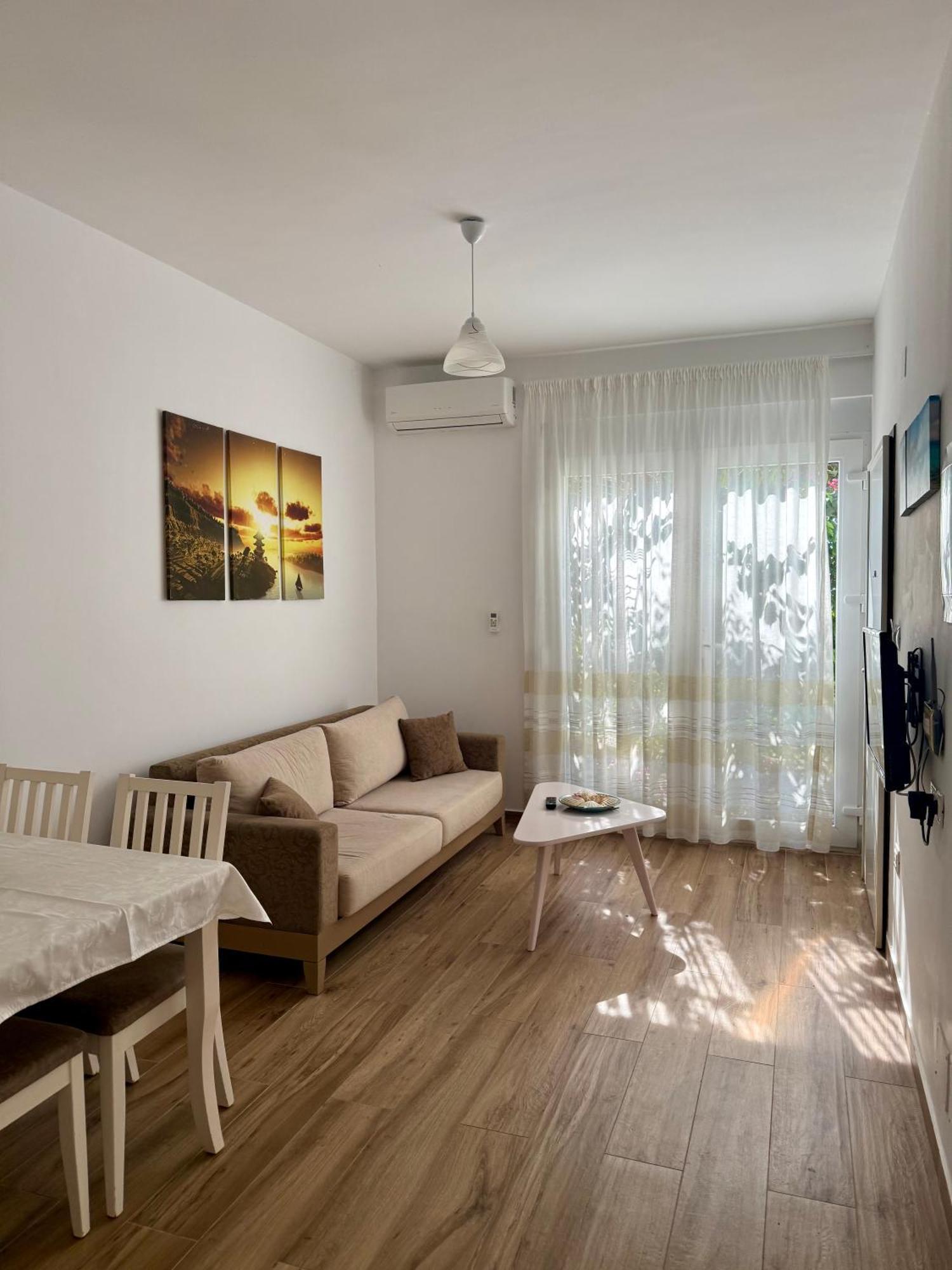 Bellavista Apartments Bougainville Bay ซารานเดอ ภายนอก รูปภาพ