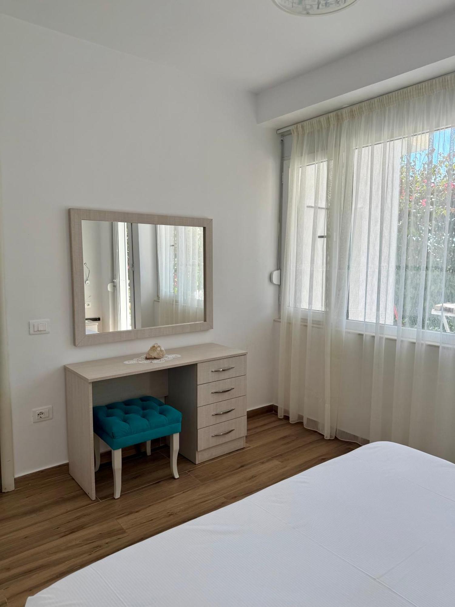 Bellavista Apartments Bougainville Bay ซารานเดอ ภายนอก รูปภาพ