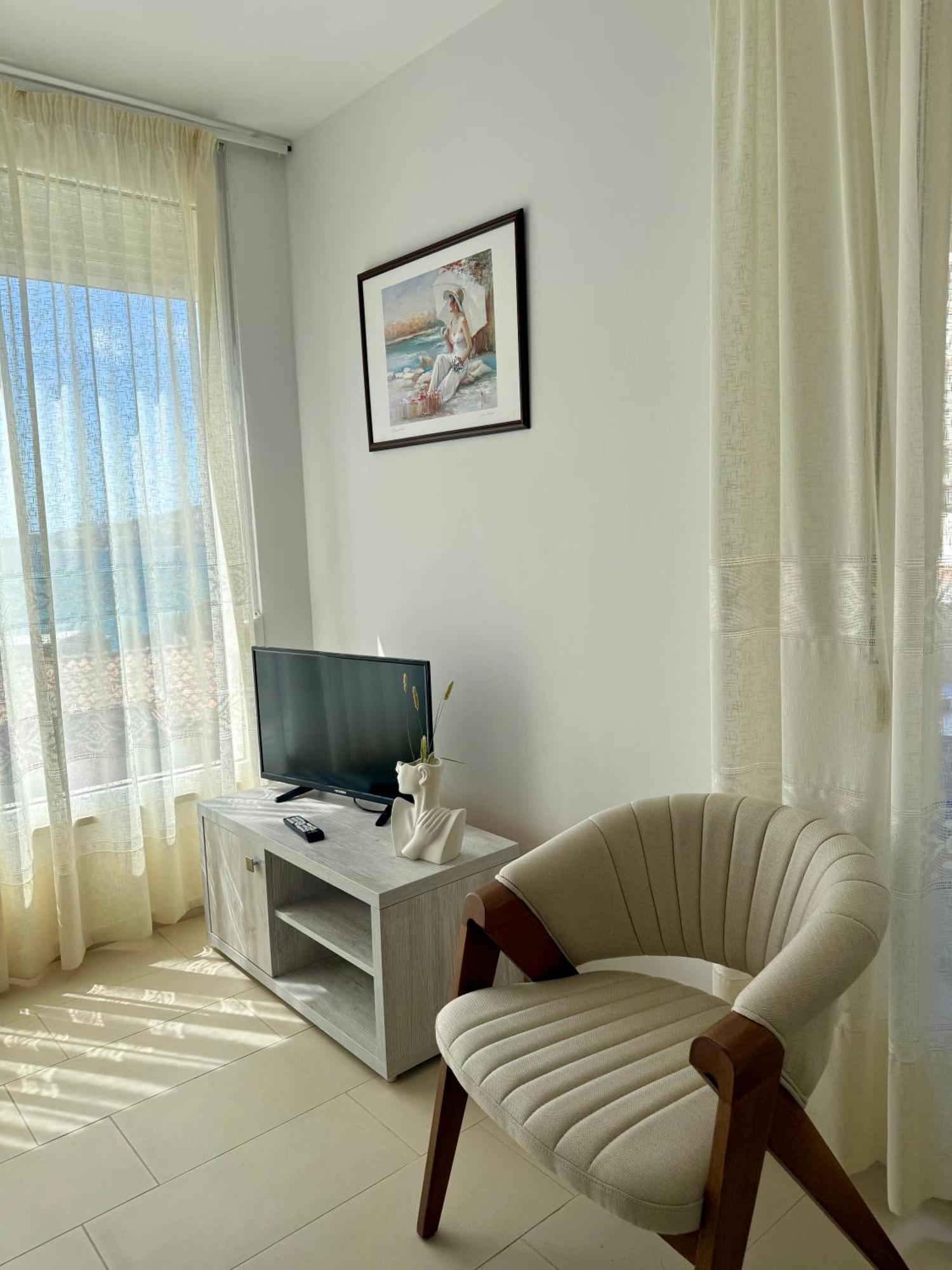 Bellavista Apartments Bougainville Bay ซารานเดอ ภายนอก รูปภาพ