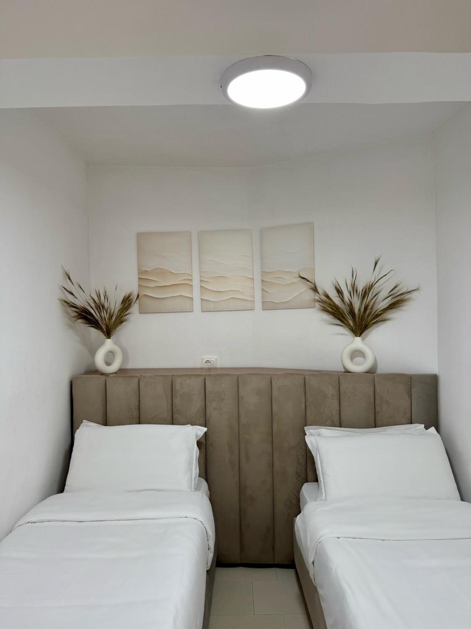 Bellavista Apartments Bougainville Bay ซารานเดอ ภายนอก รูปภาพ