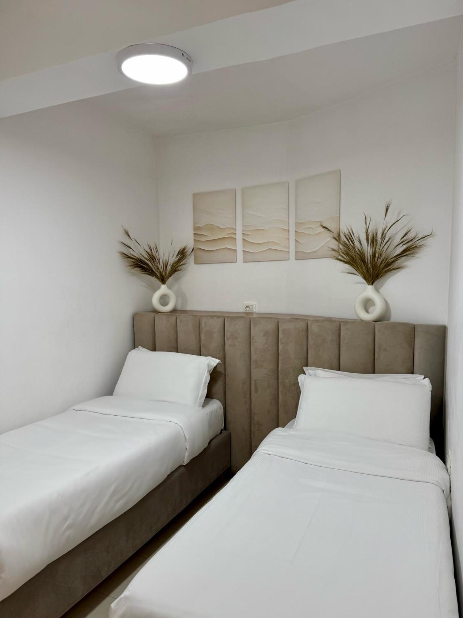 Bellavista Apartments Bougainville Bay ซารานเดอ ภายนอก รูปภาพ