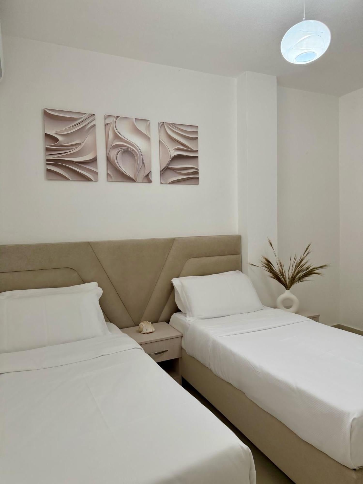 Bellavista Apartments Bougainville Bay ซารานเดอ ภายนอก รูปภาพ